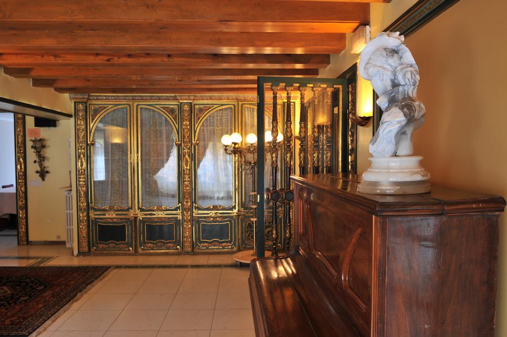 Hotel Tall De Conill Capellades Exterior foto